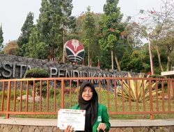 Azkia Nur Zahra mahasiswi PAI IAI PERSIS Bandung raih Juara I lomba pidato yang diadakan UPI tahun 2024
