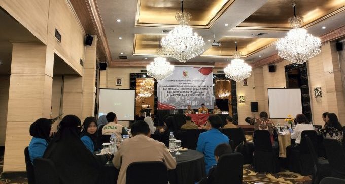 Kesbangpol kabupaten Bandung menghelat kegiatan fasilitasi kerukunan umat beragama: Upaya Memperkuat ketahanan sosial dan budaya UU ntuk generasi muda.