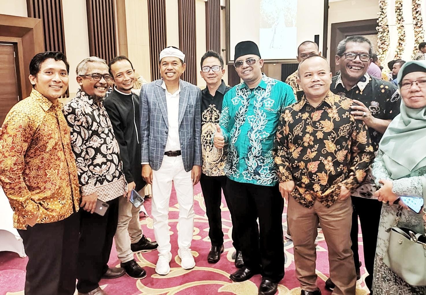 "Mengapa Dedi Mulyadi Menang Telak di Pilgub Jabar? Ini Faktor-Faktor Penentu Kemenangannya