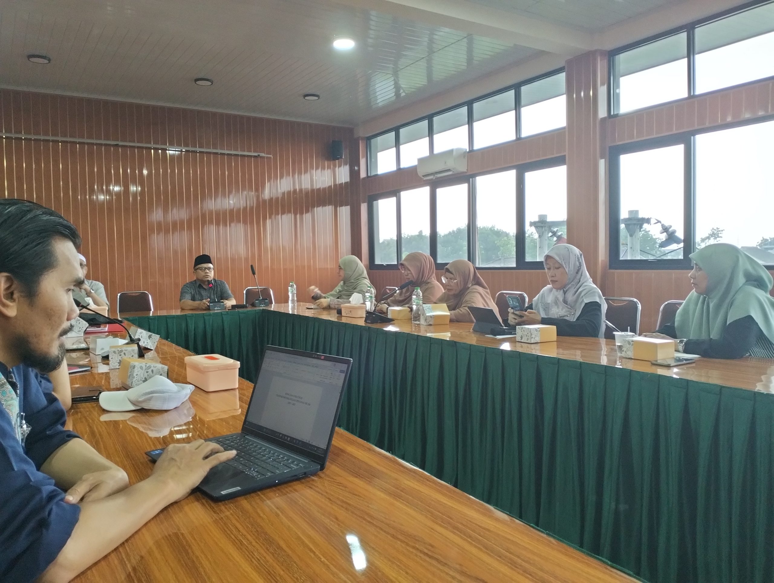 Sinergi Jam'iyyah dan Akademik PW Persistri Jawa Barat Perkuat Kolaborasi dengan IAI PERSIS Bandung 