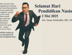 Pendidikan: Mencetak Pemikir atau Robot Penghafal?