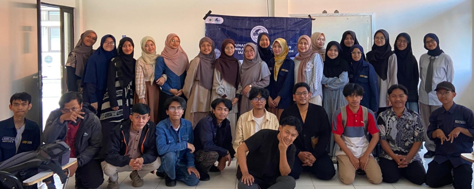 Bedah Buku “Antologi Senandika” dan Workshop Kepenulisan: Mahasiswa KPI IAI PERSIS Antusias Menyambut Ilmu dan Inspirasi
