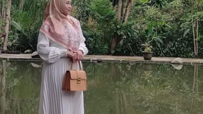 From Loneliness to Solitude