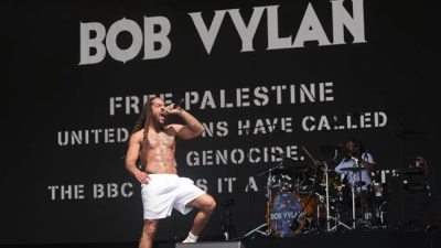 Seruan Dukung Palestina di Glastonbury Menggema