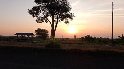 Di Balik Kabut Duka: Percayalah, Takdirmu Adalah Pelukan Terindah-Nya