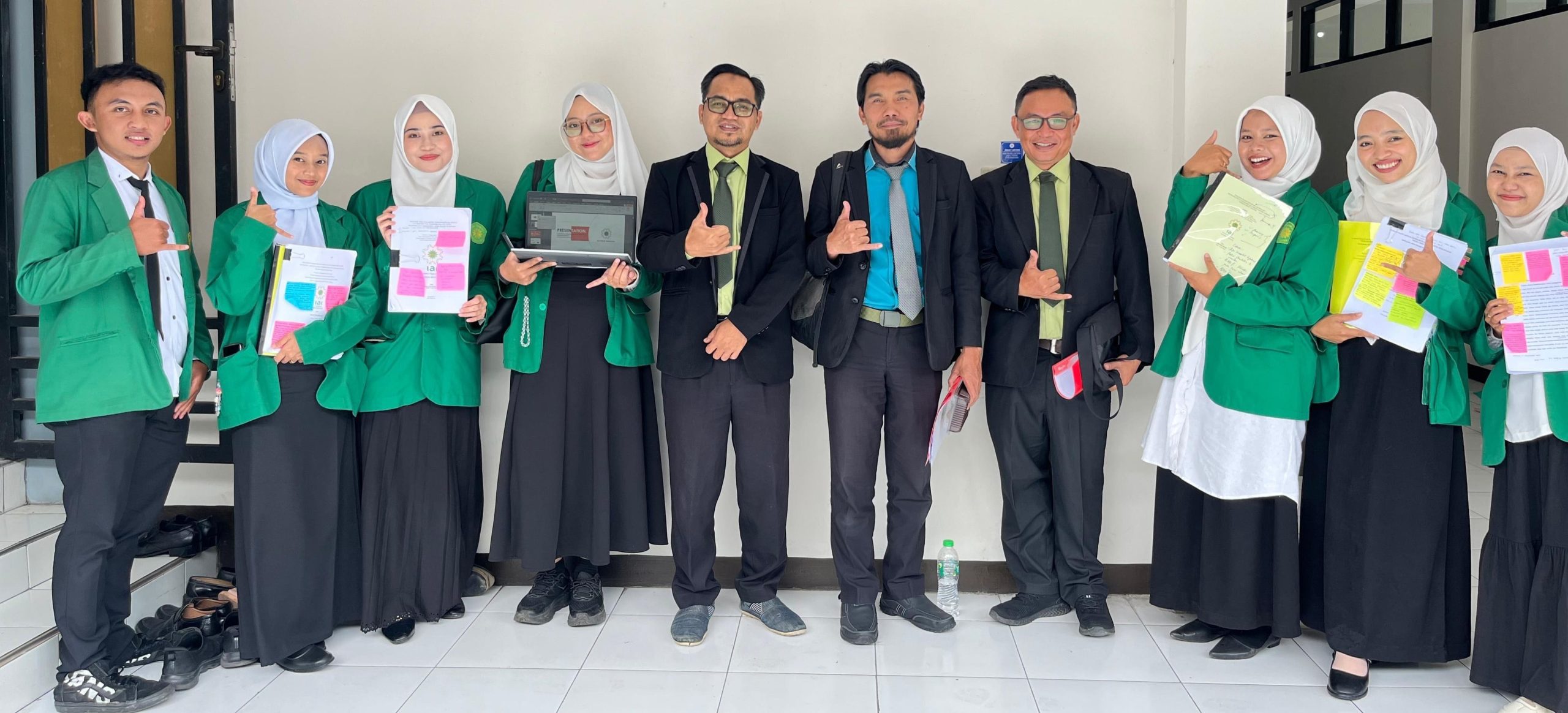 Munaqosah: Di Hadapan Dua Penguji dan Satu Takdir Akademik