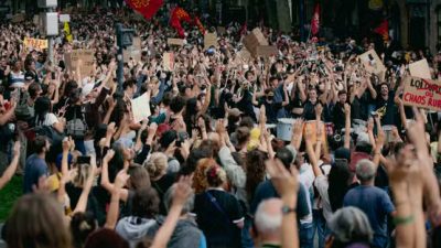 Gelombang Protes Global