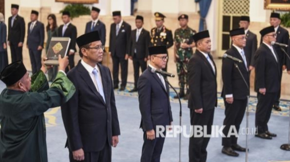 Kabinet Prabowo: Dari Ekspektasi Emas ke Realita Gerbong Tidur?