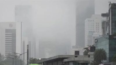 Hujan di Jakarta Mengandung Mikroplastik, Aktivis Lingkungan Menyebut Ini Alarm Serius