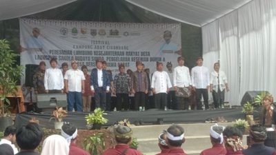 Mendes Yandri Kampung Adat Cikondang