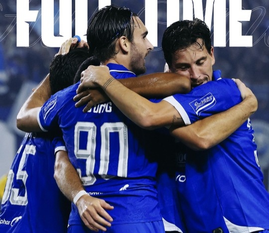 Persib Hajar Persik 3-0, Thom Haye Nyekor, Maung Bandung Makin Kokoh di Puncak