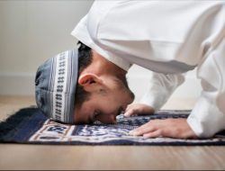 Terungkap! Manfaat Shalat bagi Otak dan Kesehatan yang Jarang Disadari—Sujud Ternyata Bisa ‘Reset’ Pikiran