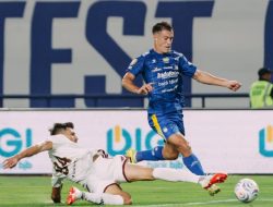 Persib Comeback Dramatis! Tertinggal 0-1, Maung Bandung Hajar PSM 3-1 di GBLA