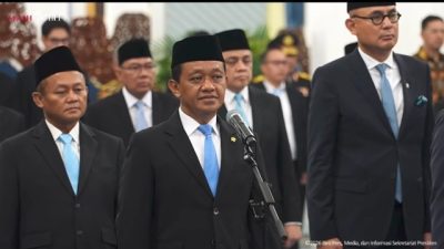 Kabinet Komidi Putar: Orangnya 4 L: Lu Lagi, Lu lagi, Hanya Kursinya yang Berganti